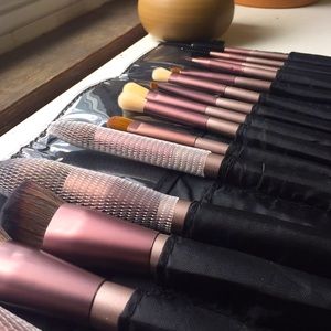 NEVSETPO Quality Makeup Brushes Professional